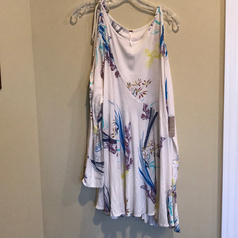 🌺HP🌺 Free People Clear Skies Cold Shoulder Tunic - Picture 4 of 4